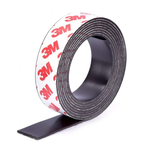 Magnetická
  lepiaca páska 20x1,5 mm (1 meter)
