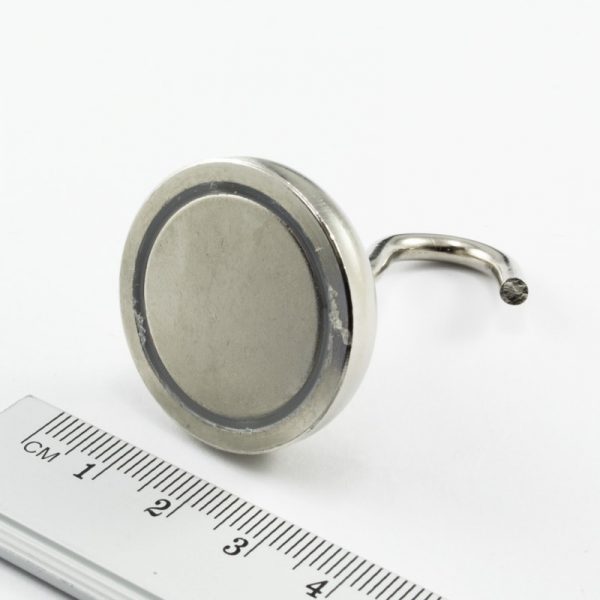 Magnetický
  hák Ø 32 mm