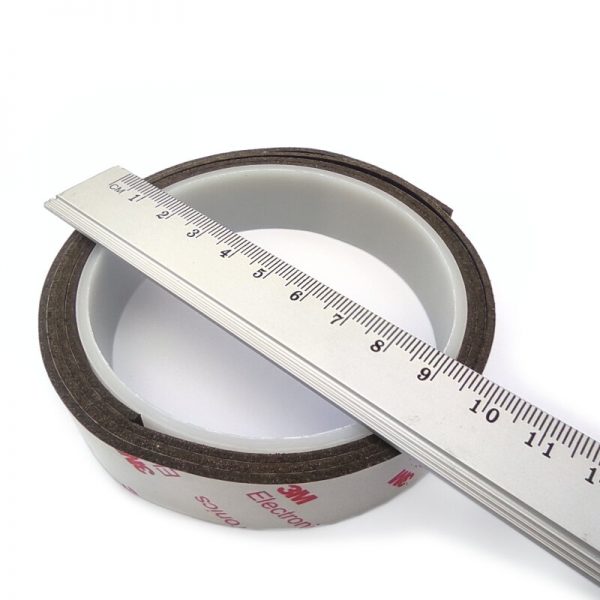 Neodýmová
  magnetická lepiaca páska 20x1,5 mm (1 meter)