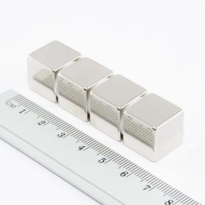 Neodýmový magnet kocka 15x15x15 mm - N38