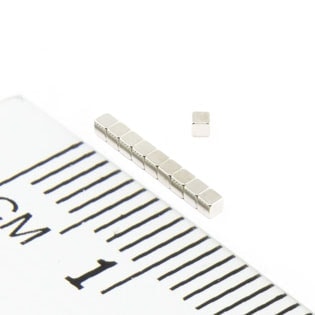 Neodýmový magnet kocka 1x1x1 mm - N52