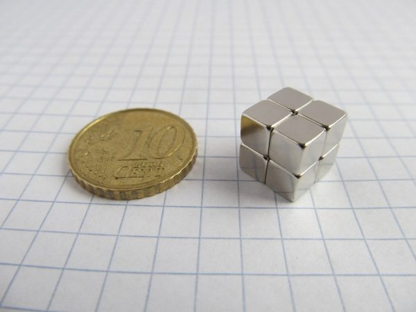 Neodýmový magnet kocka 5x5x5 mm - N35