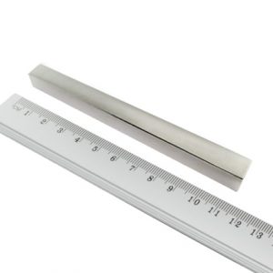 Neodýmový
  magnet kváder 110x5x5 mm - N38