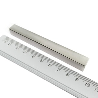 Neodýmový
  magnet kváder 87x5x5 mm - N38