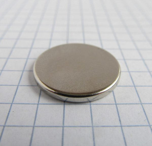 Neodýmový magnet valec 20x2 mm - N38