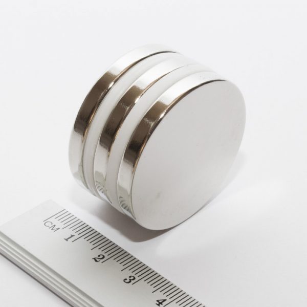 Neodýmový magnet valec 40x5 mm - N38