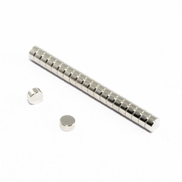 Neodýmový
  magnet valec 4x2 mm - N52