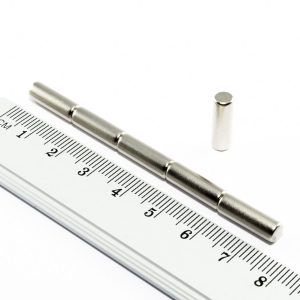 Neodýmový
  magnet valec 5x15 mm - N38
