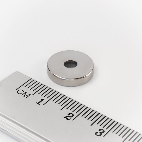 Neodýmový magnet valec 14x3 mm s dierou M4
