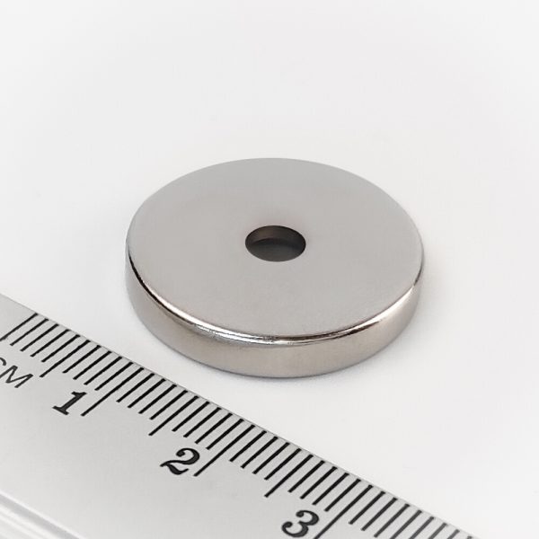 Neodýmový magnet valec 23x4 mm s dierou M4