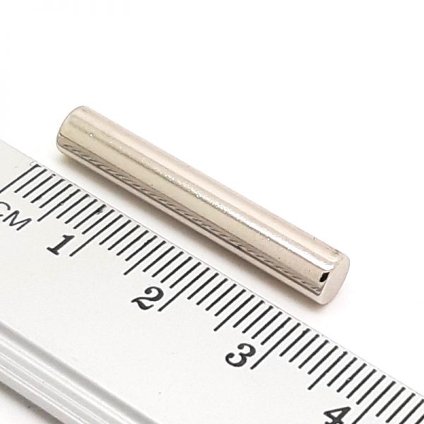 Neodýmový magnet valec 5x30 mm (diametrálna magnetizácia) - N48