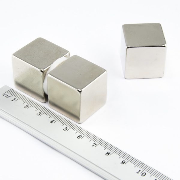Neodýmový magnet kocka 25x25x25 mm - N38