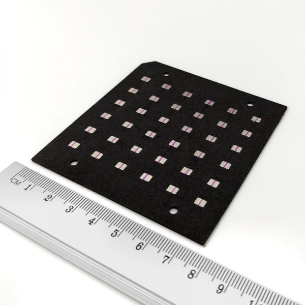 Neodýmový magnet kváder 4x3x0,8 mm so samolepkou