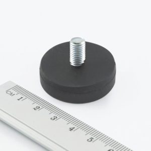 Magnet v puzdre s vonkajším závitom 31x6 mm pogumovaný M6