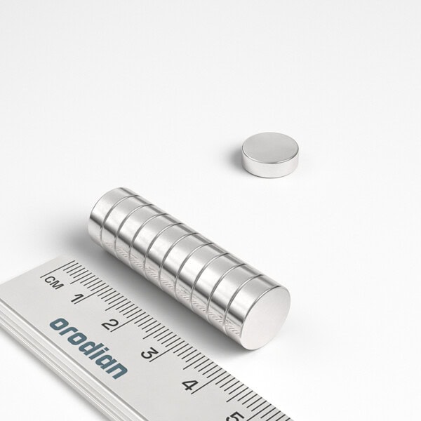 neodýmový magnet valec 12x4 mm