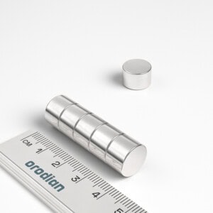 neodýmový magnet valec 12x8 mm