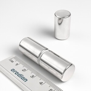 neodýmový magnet valec 15x25 mm