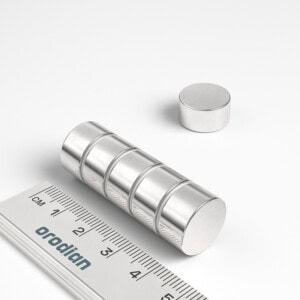 neodýmový magnet valec 15x8 mm