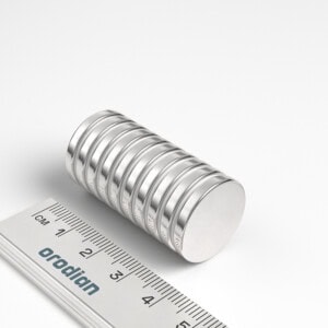 neodýmový magnet valec 20x3 mm