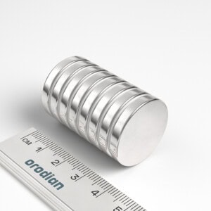 neodýmový magnet valec 25x4 mm