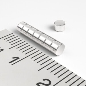 neodýmový magnet valec 3x2 mm