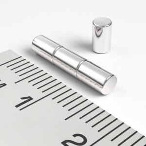 neodýmový magnet valec 3x5 mm