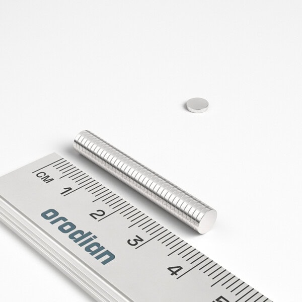 neodýmový magnet valec 5x1 mm