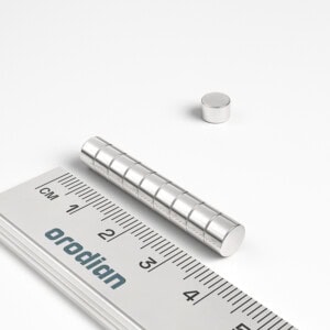 neodýmový magnet valec 6x4 mm