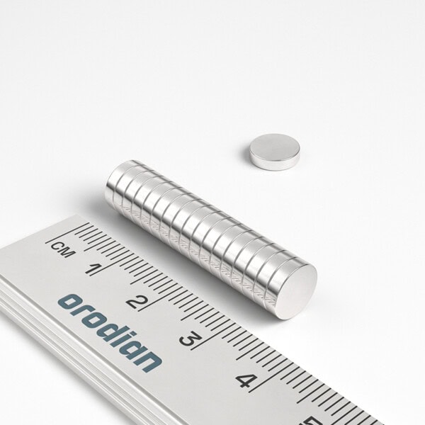 neodýmový magnet valec 8x2 mm